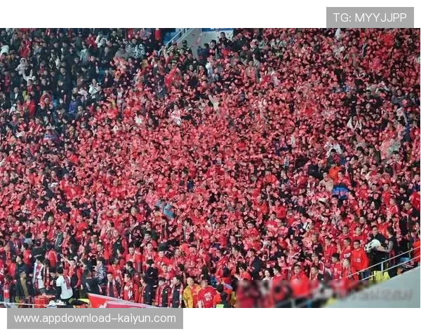 中超赛场文化日益丰富，球迷助威形式多样化