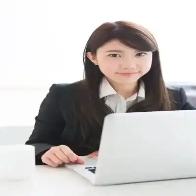 龚思
